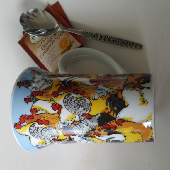 UK Roosters Lover Ceramic Mug 2008 Paul Cardew Cheerful Colorful - Picture 2 of 9